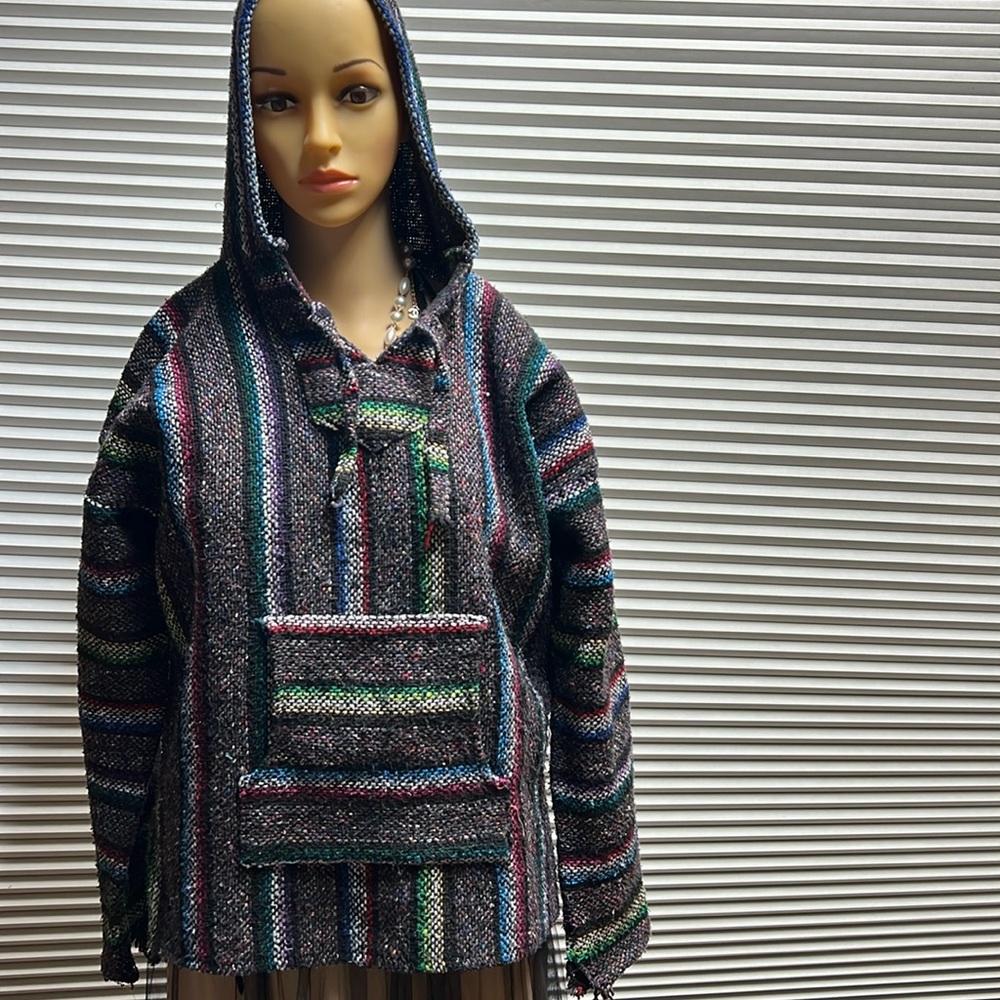 Vel-Mex 💯 acrylic hoody size M